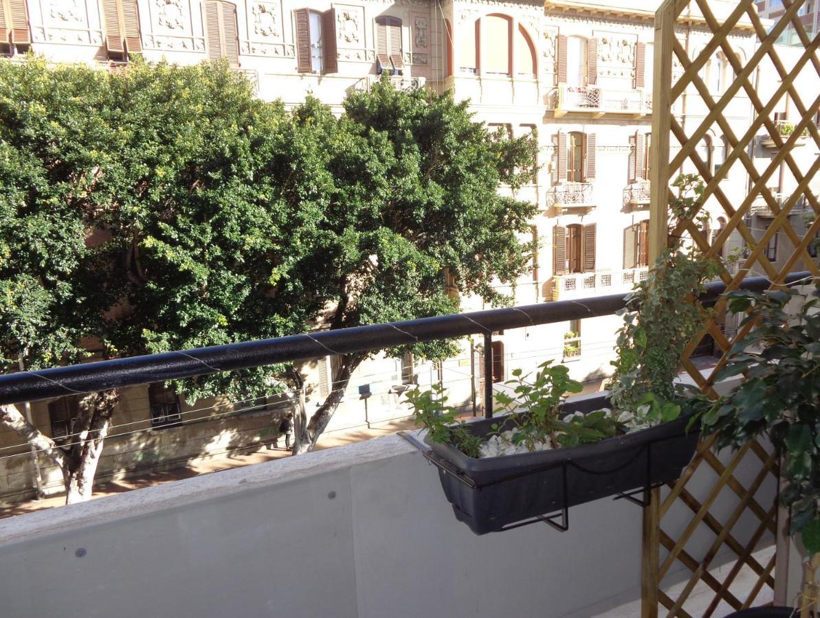 Chloe'S Rooms Cagliari Exterior photo