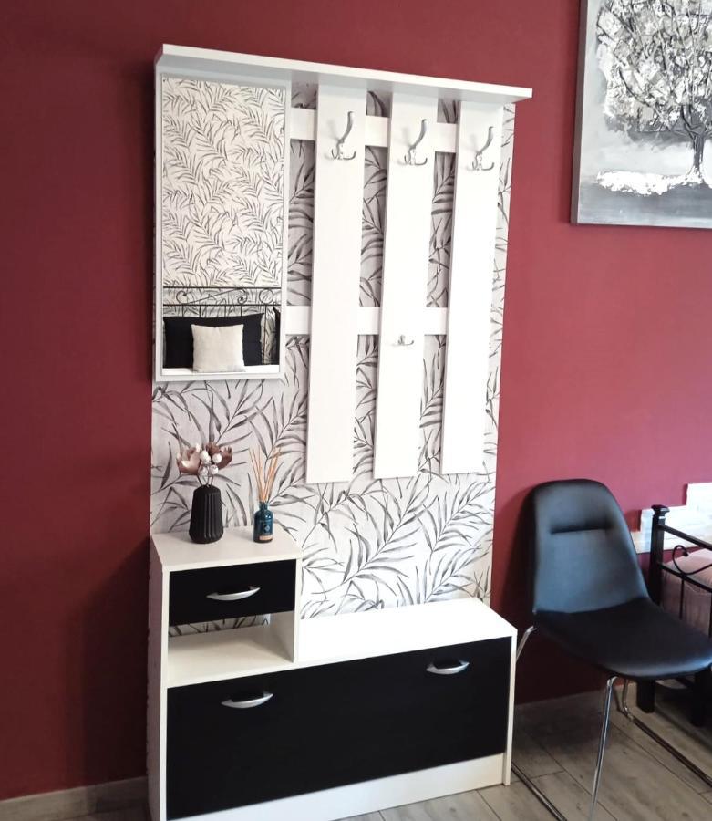 Chloe'S Rooms Cagliari Exterior photo